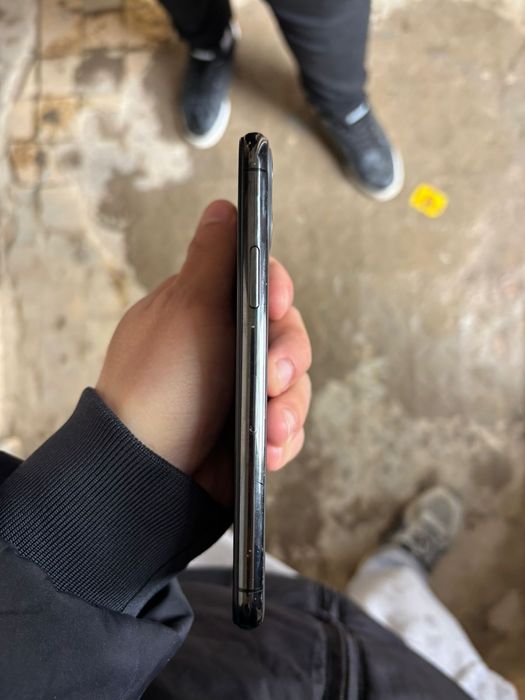 Iphone 11 pro сатылады