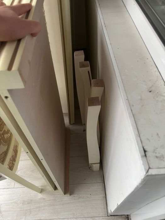 Продаю стол для зала