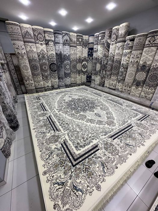 Gilam sotiladi Mexmonxona uchun tayyor gilam