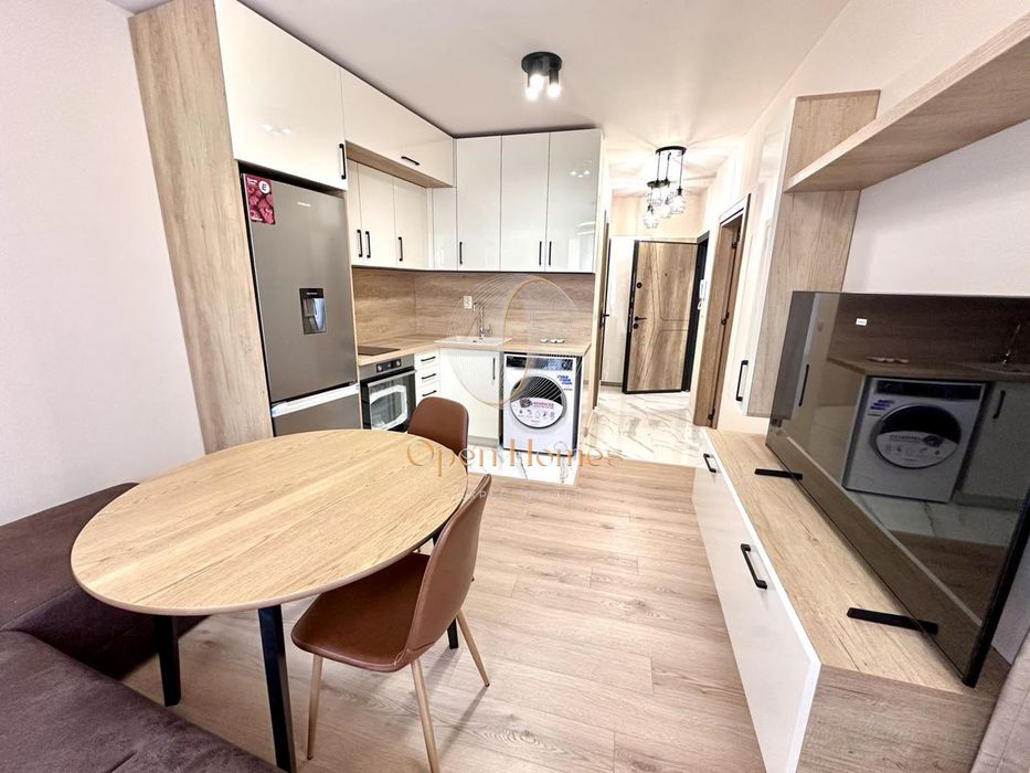 Продава се Тристаен апартамент в Пловдив, Мараша - 107 кв.м за 2795 €/кв.м - Снимка #1