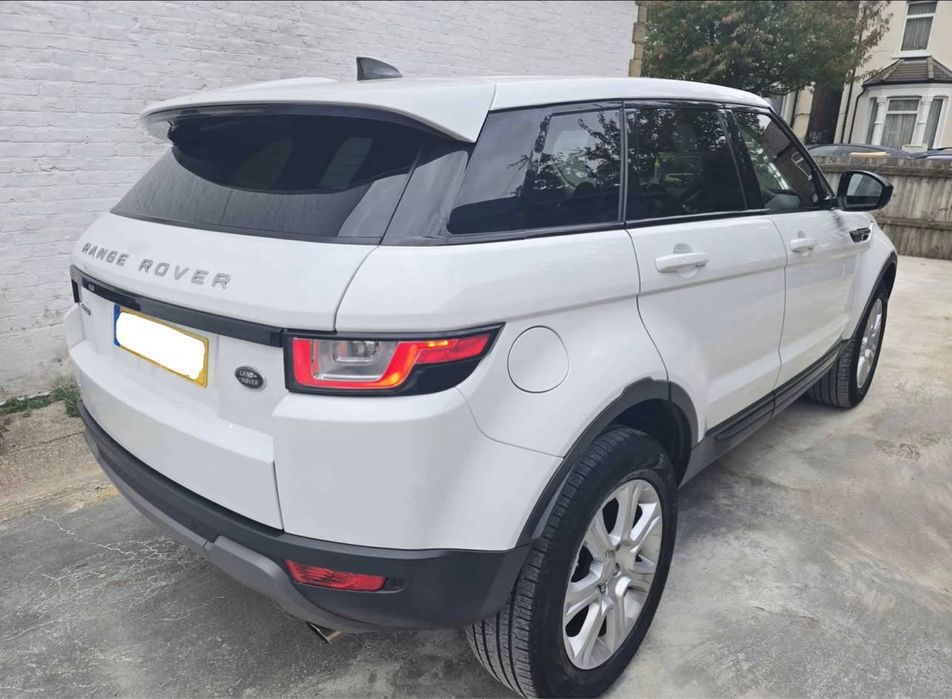 Dezmembrez land rover range rover evoque facelift 2.0 204dtd