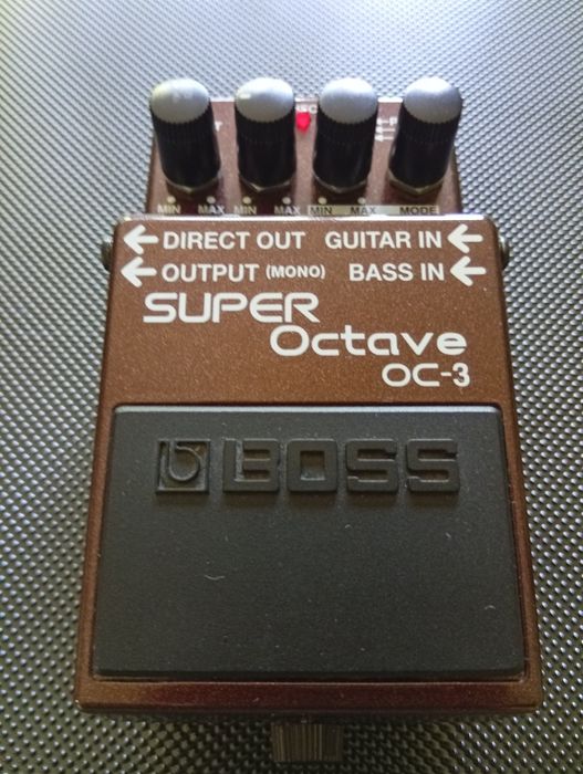 Продавам BOSS SUPER octave oc -3