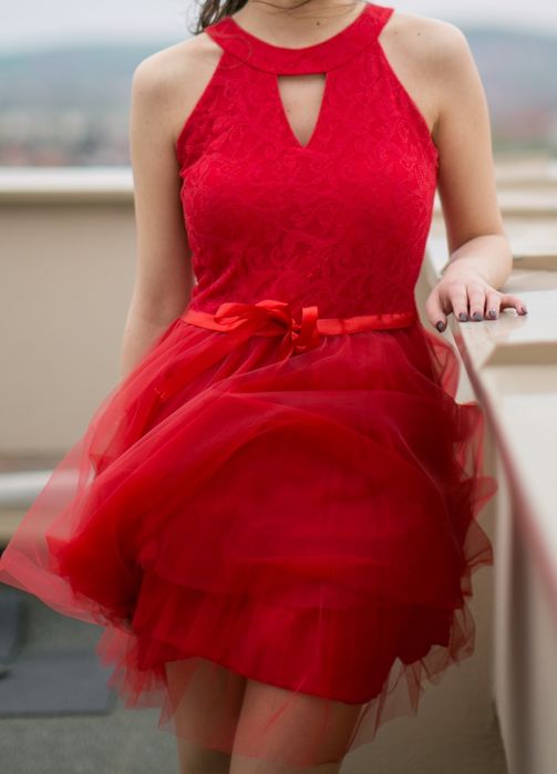 Vând rochiță elegantă