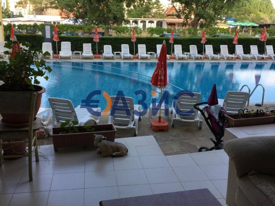 Продава се Двустаен апартамент в к.к. Слънчев бряг - 68 кв.м за 1317 €/кв.м - Снимка #8