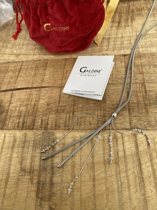 Чисто нови дамски колиета Oxette , Galdini