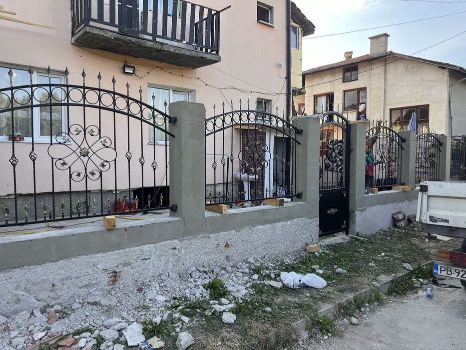 Ковано желязо алуминиеви парапети