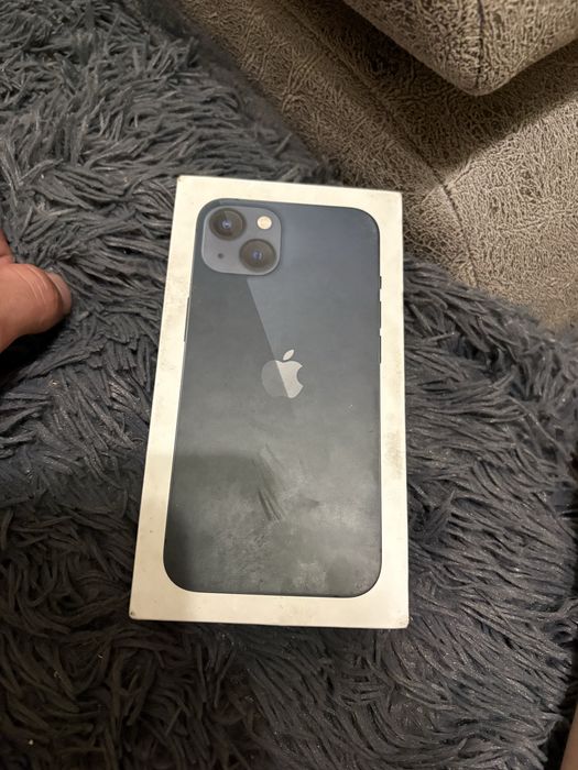 Продам короку от айфона 13