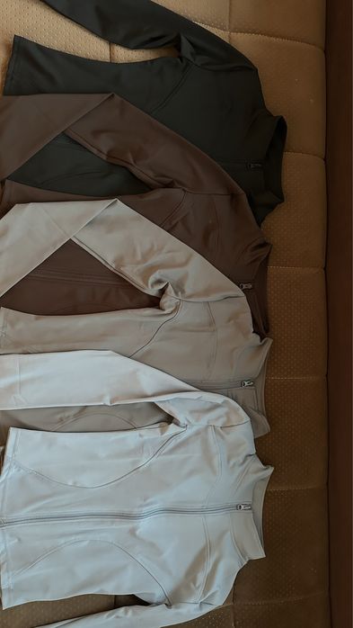 Спортивные женские вещи