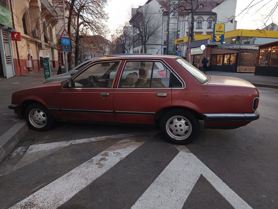 Opel Rekord2.0 s clasic-motor fiabil ideal pentru proiect