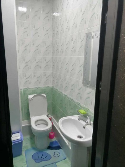 Kvartira sotiladi 4 xonali