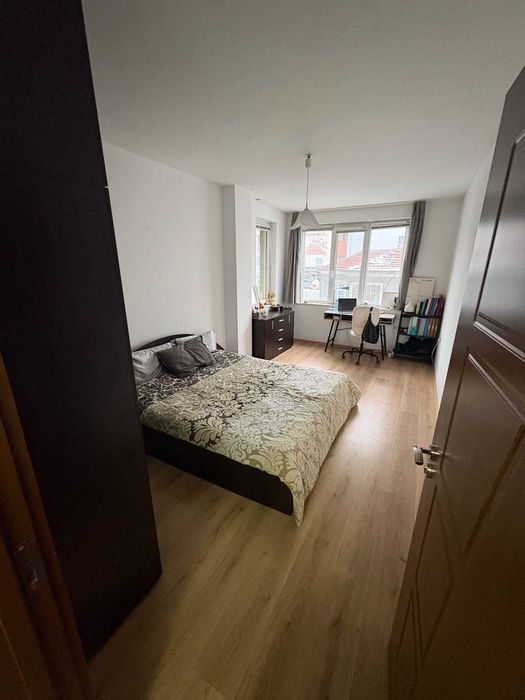 Продава се Тристаен апартамент в Стара Загора, Център - 122 кв.м за 1169 €/кв.м - Снимка #8