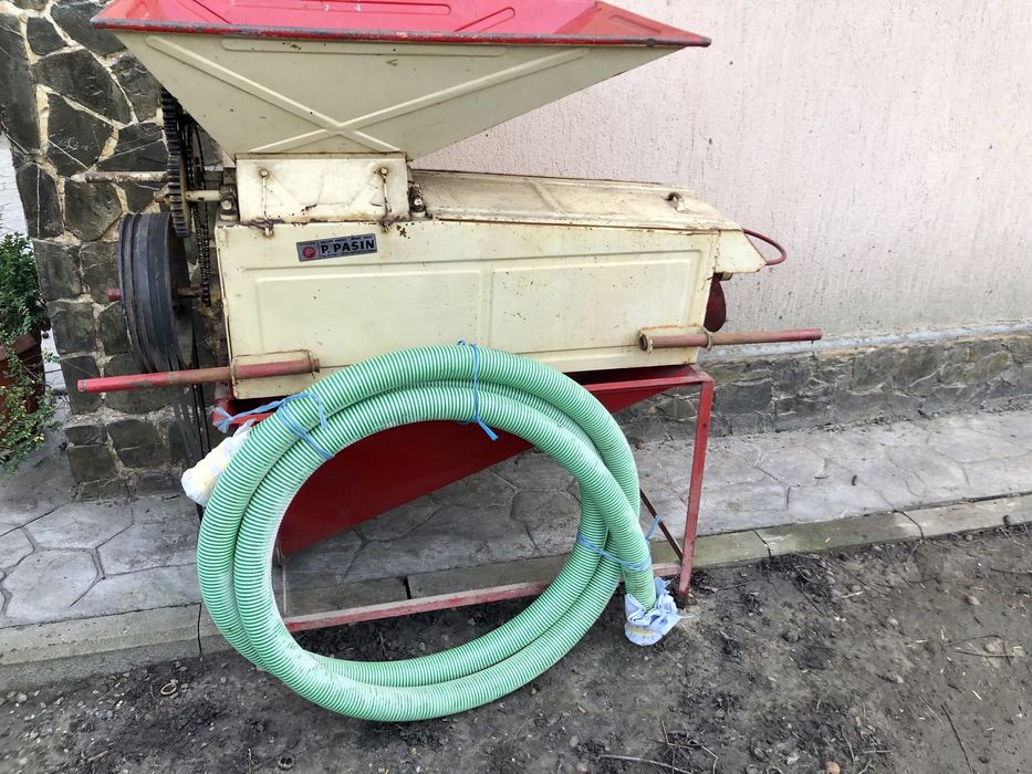 Deschiorchinător Zdrobitor Struguri P. PASIN cu Pompă Must Pe Cardan