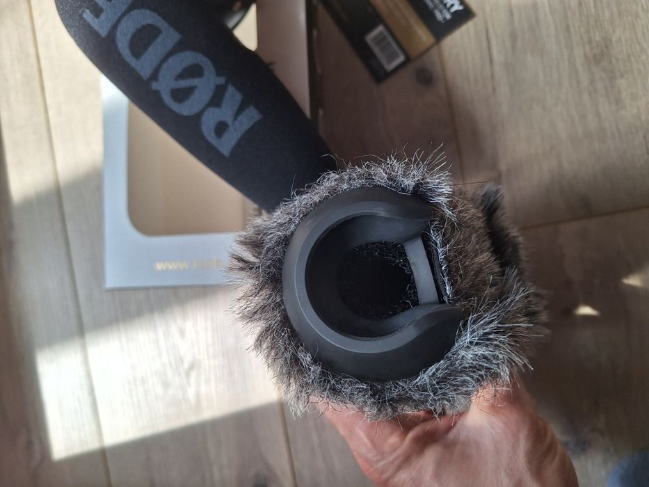 Микрофон Rode Videomic Pro+