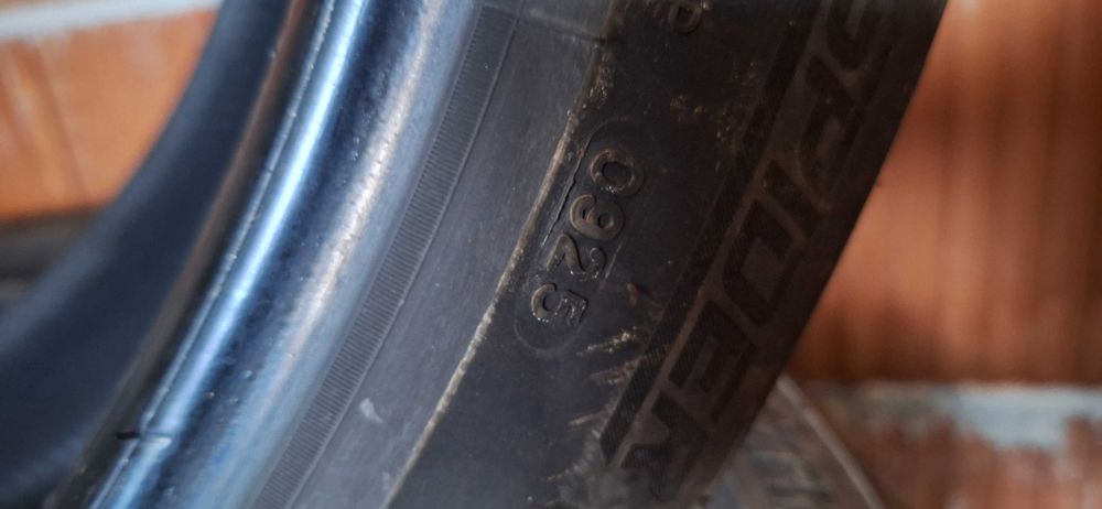 Летни Гуми Х5 Е70 нови 20 размер