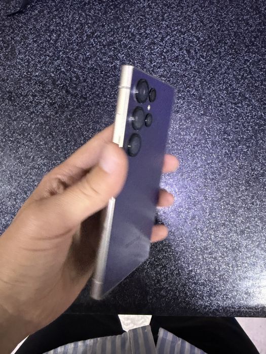 samsung s24 ultra pamit 12.512g holati ideal karea region oqip qlila