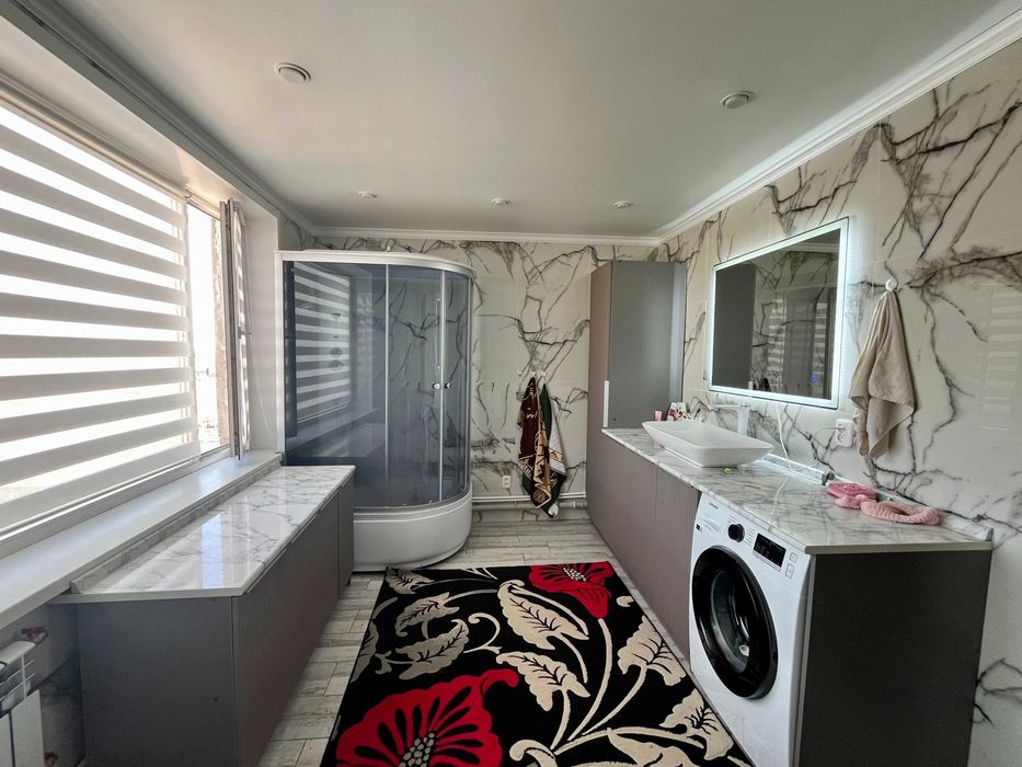 6-комнатная на 9 мкрн ][