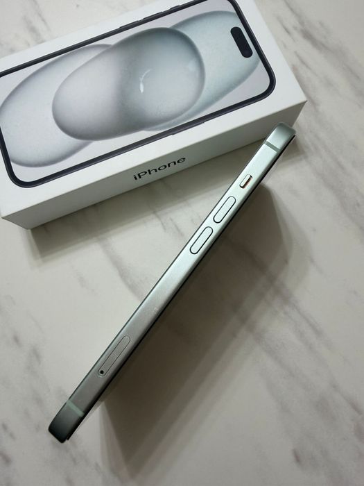 iPhone 15 ca NOU 128GB neverlooked full box