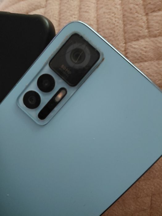 Б/у смартфон   TCL 30+