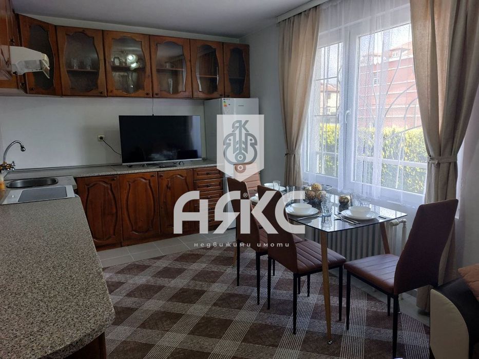 Дава се под наем Двустаен апартамент в София, Център - 66 кв.м за 650 € - Снимка #4