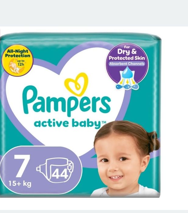 Vând Pampers active baby Nr 7 cu scai  114 buc