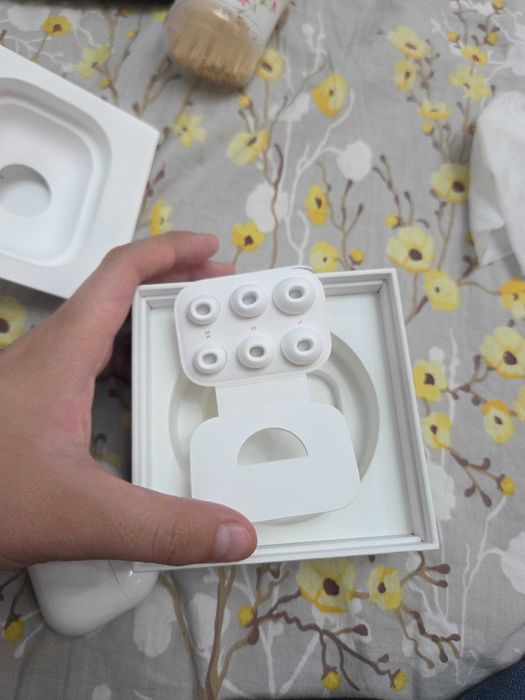 AirPods Pro (2nd generation) with MagSafe Case (USB-C) Model A3047