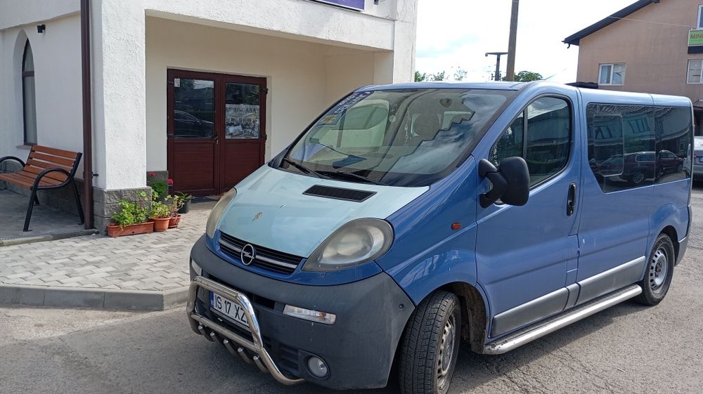 Vând Opel vivaro din 2006. Motor de 1.9. consum foarte bun. Mașina este in stare perfecta de funcționare, sa schimbat multe piese la ea.