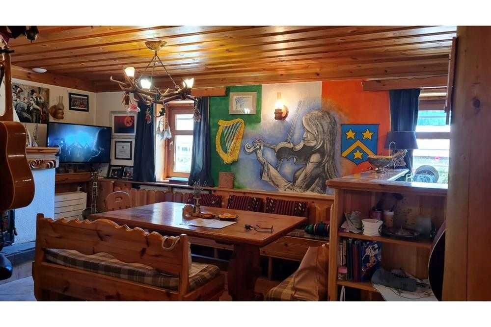 Продава се Къща в к.к. Пампорово - 138 кв.м за 1450 €/кв.м - Снимка #2