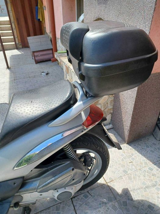 Piaggio Beverly 250