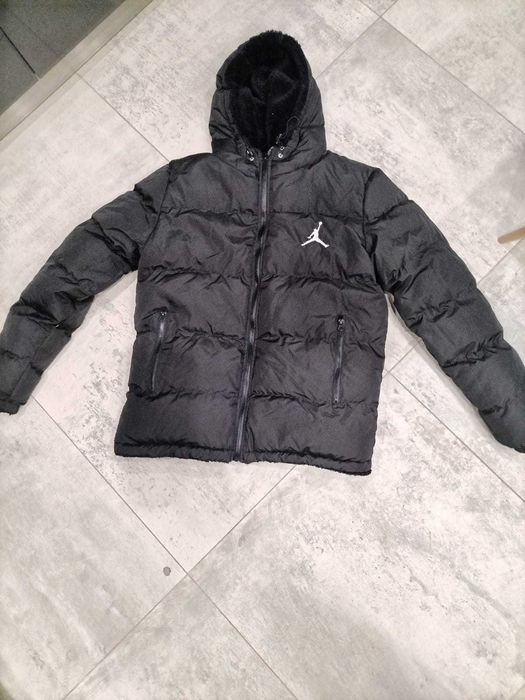 Мъжко яке на найк