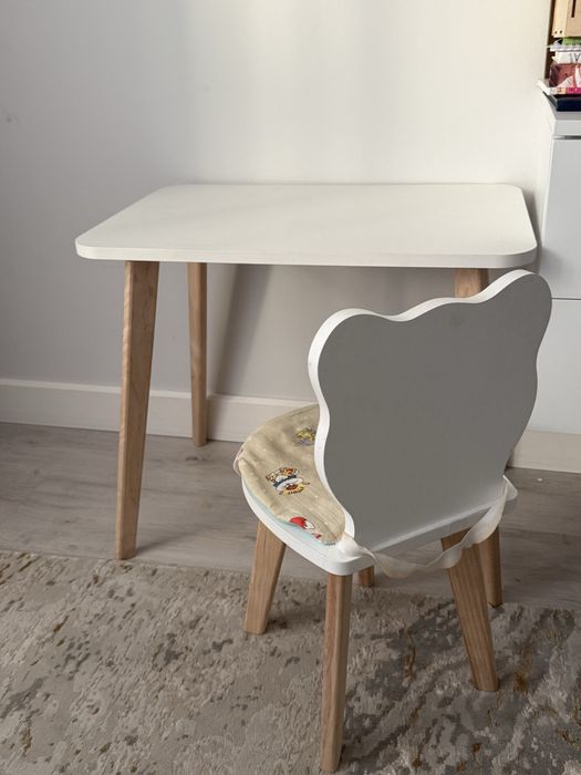 Детский стол со стульчиком