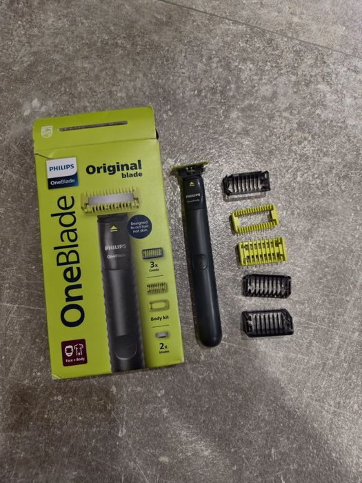 Продам триммер Philips oneblade