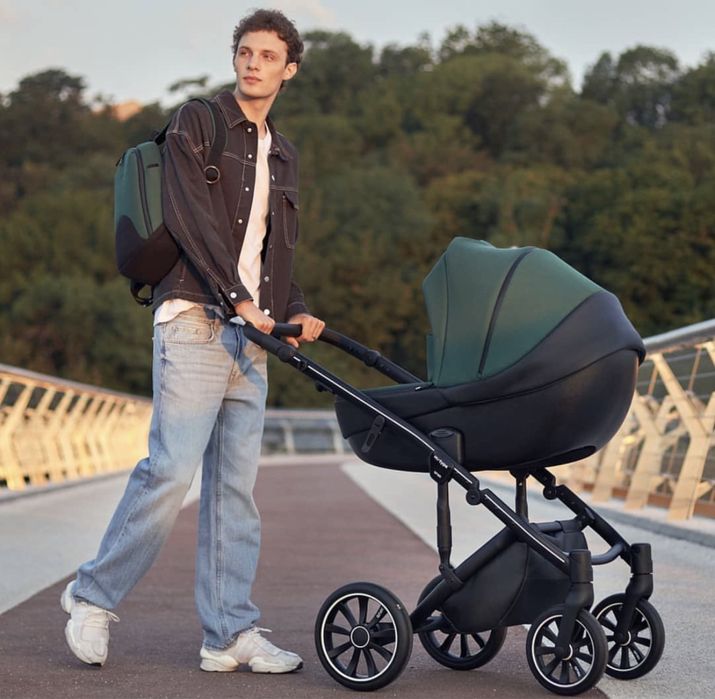 Продам коляску