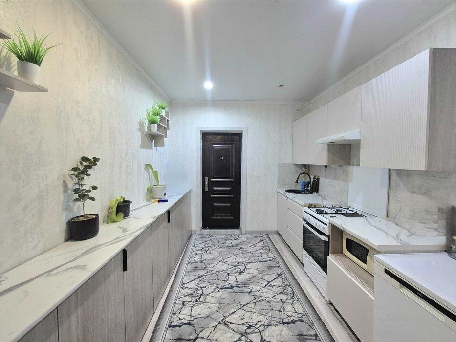 Продам 8 комн дом по ул Некрасова,