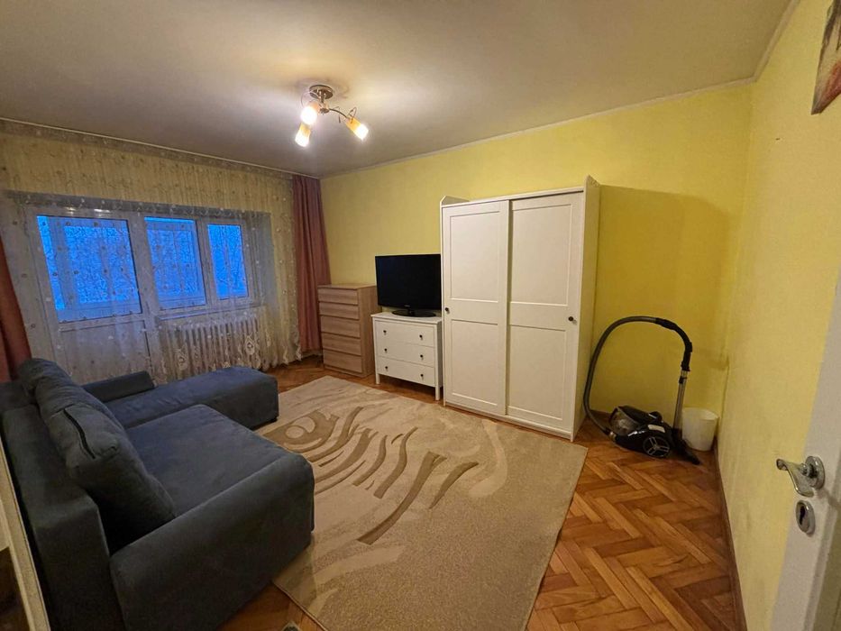 PROPRIETAR PF inchiriez ap 3 camere DECOMANDAT 74 m2 PODU ROS Granit