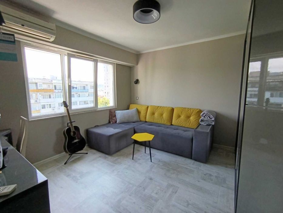 Продава се Двустаен апартамент в Варна, Бриз - 64 кв.м за 2422 €/кв.м - Снимка #5