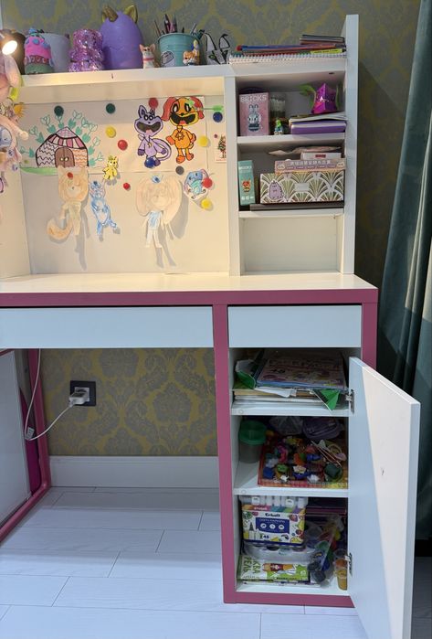 Стол Икеа 40000тг.