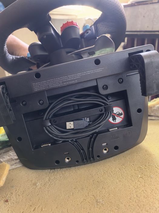 Продавам logitech g29 + shifter