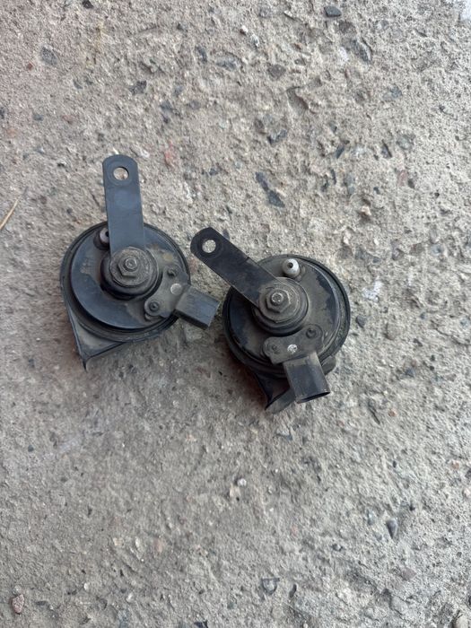 Сигнал, гудок на машину