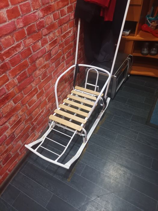 Санки новые детские