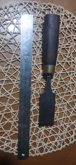 Над 100 годишно длето Sheffield