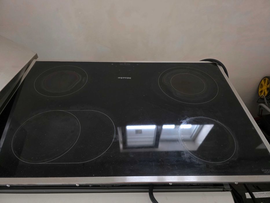 Комплект уреди Миеле за вграждане!