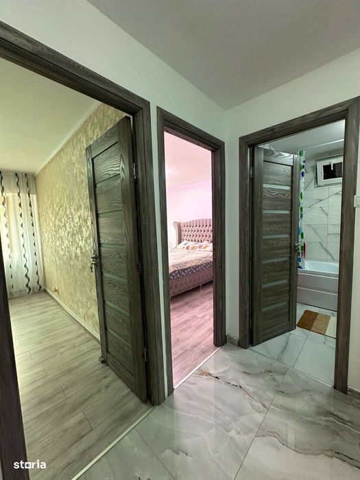 De vanzare apartament cu 3 camere si balcon, etajul 2, renovat, 70mp