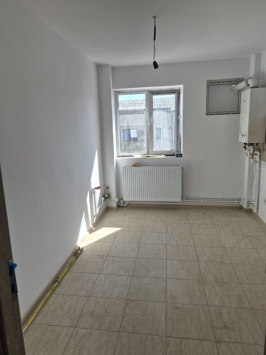 Apartament renovat de vânzare