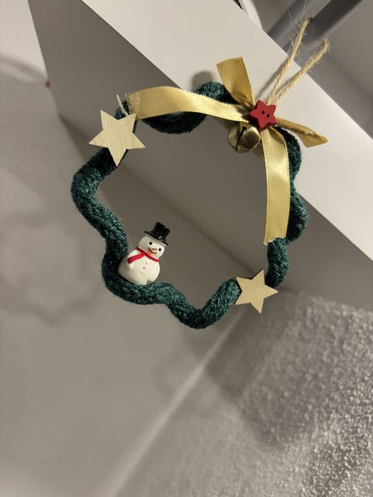 Ръчно изработени декорации от прежда