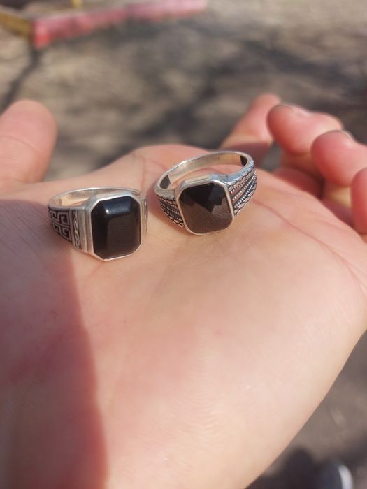 Күміс жүзіктер сатылады