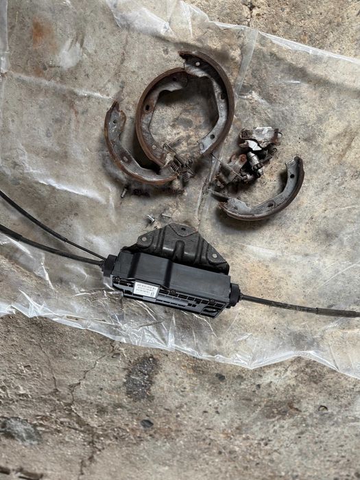 Modul frana de mana electric Original BMW X5 X6 e70 e71/ P685028903