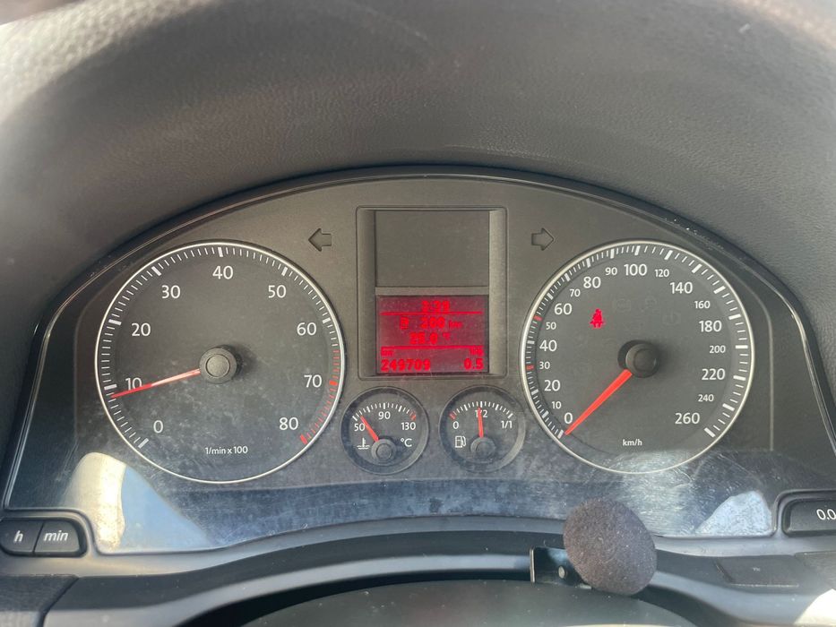 Volkswagen Golf V