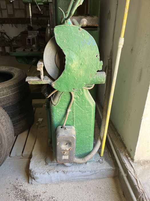 Точильно-шлифовальный станок