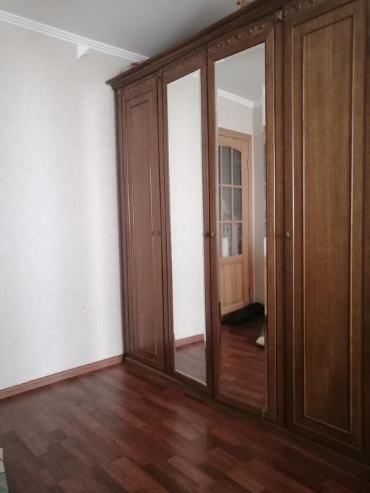 Продам спальный гарнитур