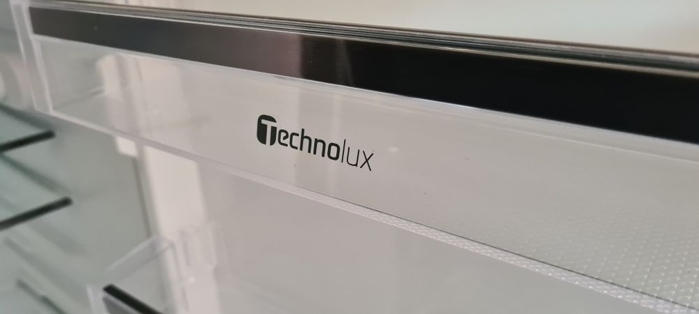 Хладилник с камера Tehnolux 144см А++ Тъмен инокс